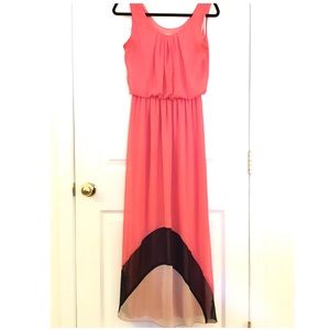 Beautiful, Flowy Maxi Dress
